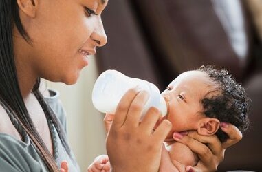 Breastfeeding VS. Bottle Feeding